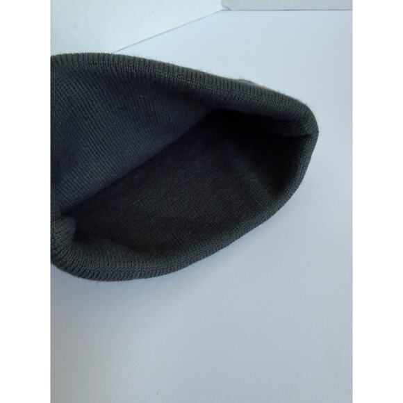 Red Bull NWT Beanie Solo Q Champions Adult Unisex Knit Logo Grey Hat Cap Gaming - Picture 6 of 6